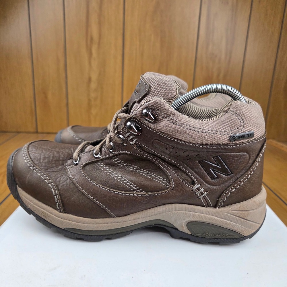 New Balance 1569 Womens 8 2E Wide Gore-Tex Hiking Boots Brown Leather WW1569BR